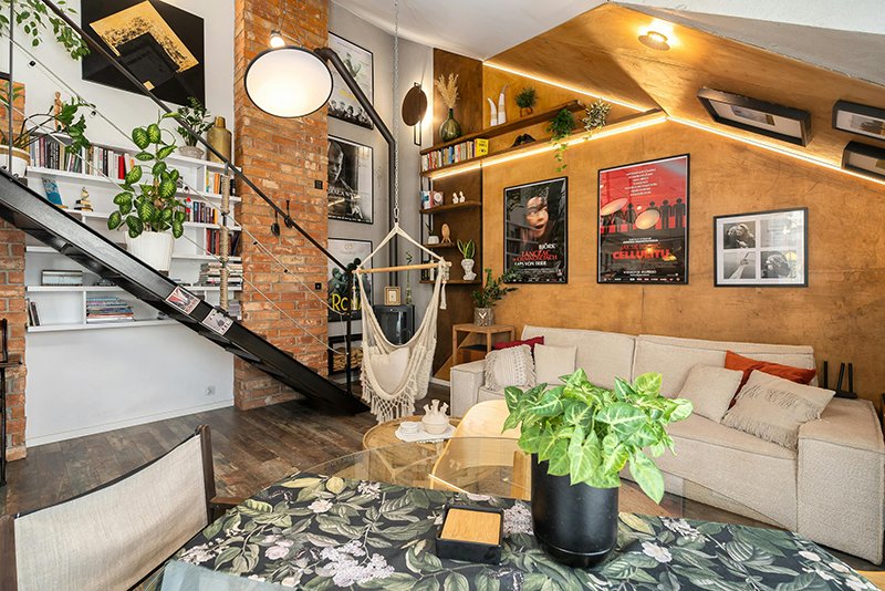 Furnishing a Seattle Home Frugally featured image